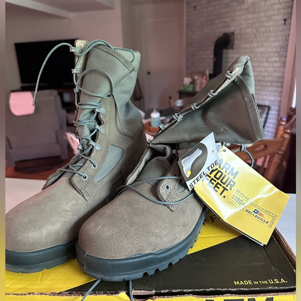 Belleville Hot Weather Steel Toe Workboots